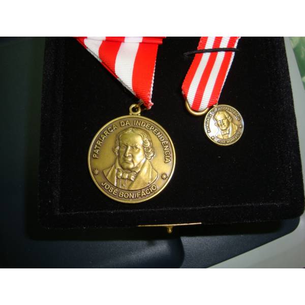 Confecção de Medalhas Preços no Jardim São Luís - Confecção de Medalhas